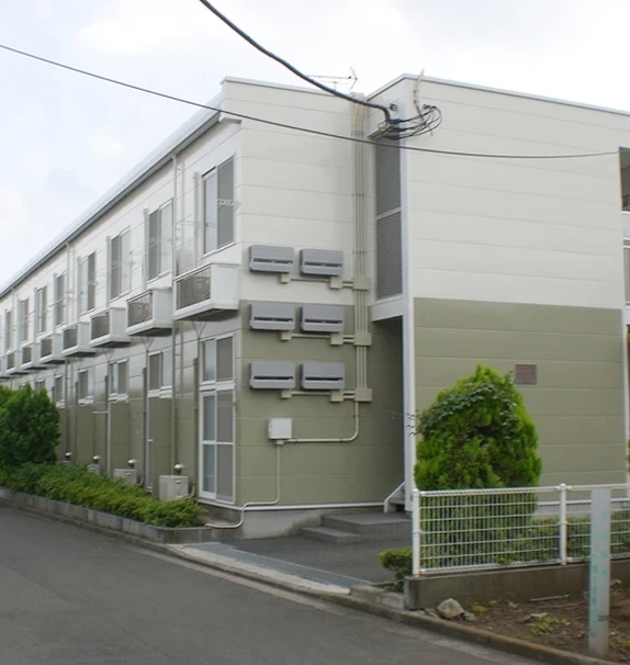 レオパレスルースト