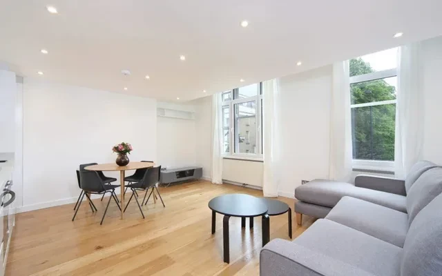 LH-Kempsford Gardens 2