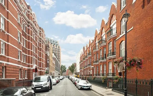 Portman Mansions, Chiltern Street, Marylebone, London, W1U 5AH 2