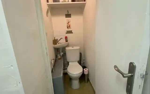 Homely single bedroom in Crépieux - Lyon student accommodation - Single bedroom