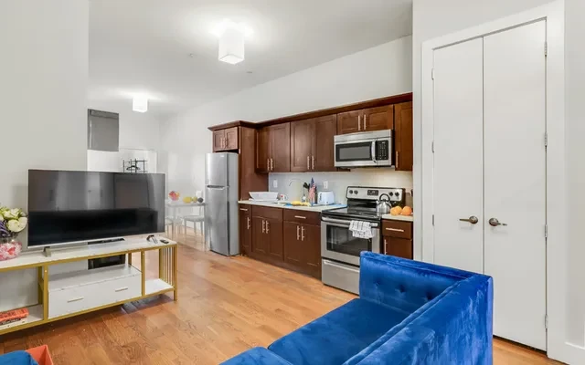 The Meserole Williamsburg Home 4