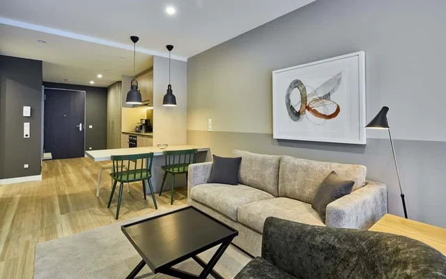 Business Apartment 0