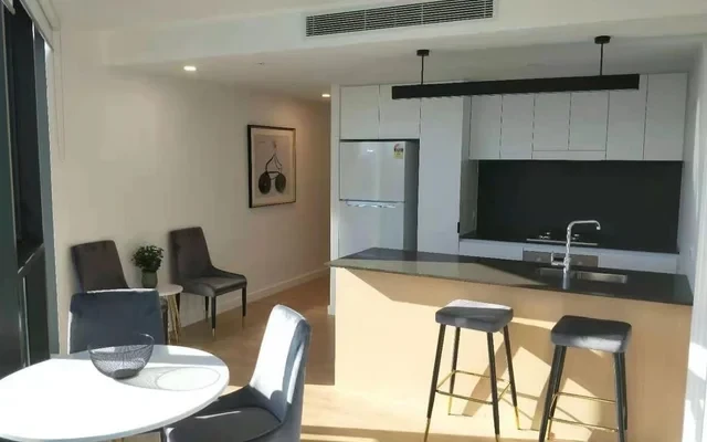 1 Cordelia St 1