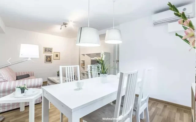 Elegant apt. modern clean near beaches 0