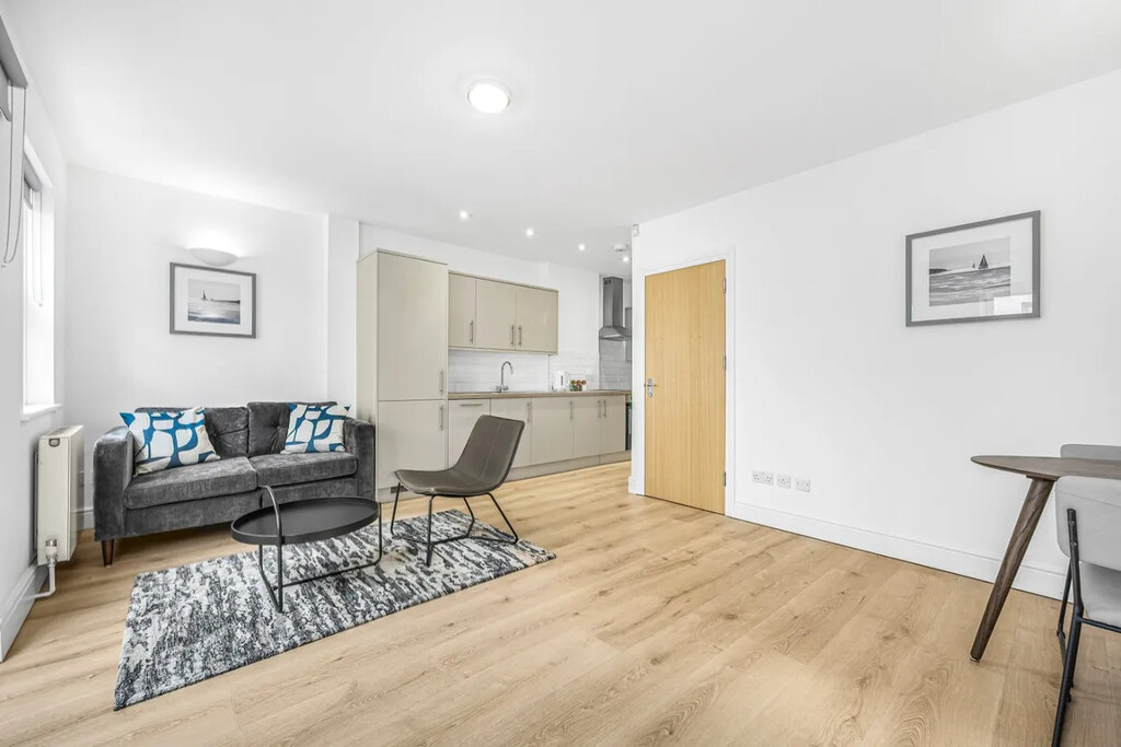 LH-North Mews 2