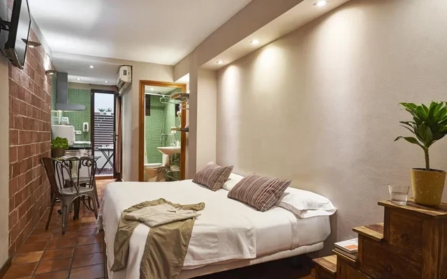 Confy studio right in the city centre-close to the Beach 3