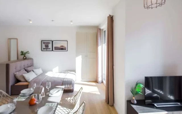 Fully furnished luxurious studio apartment in Prenzlauerberg 4