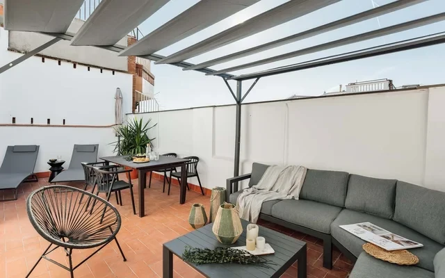 Lygos - 2 bedrooms and terrace in Eixample Esquerra 0
