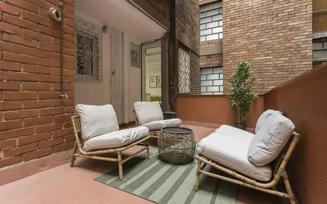 apartment near Roger de flor 2