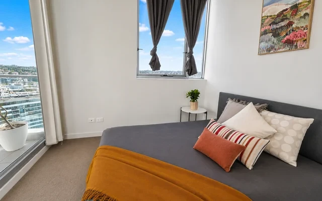 1 Brodie Spark Dr - chỗ ở sinh viên tại Sydney - 3 bed 2 bath-2105