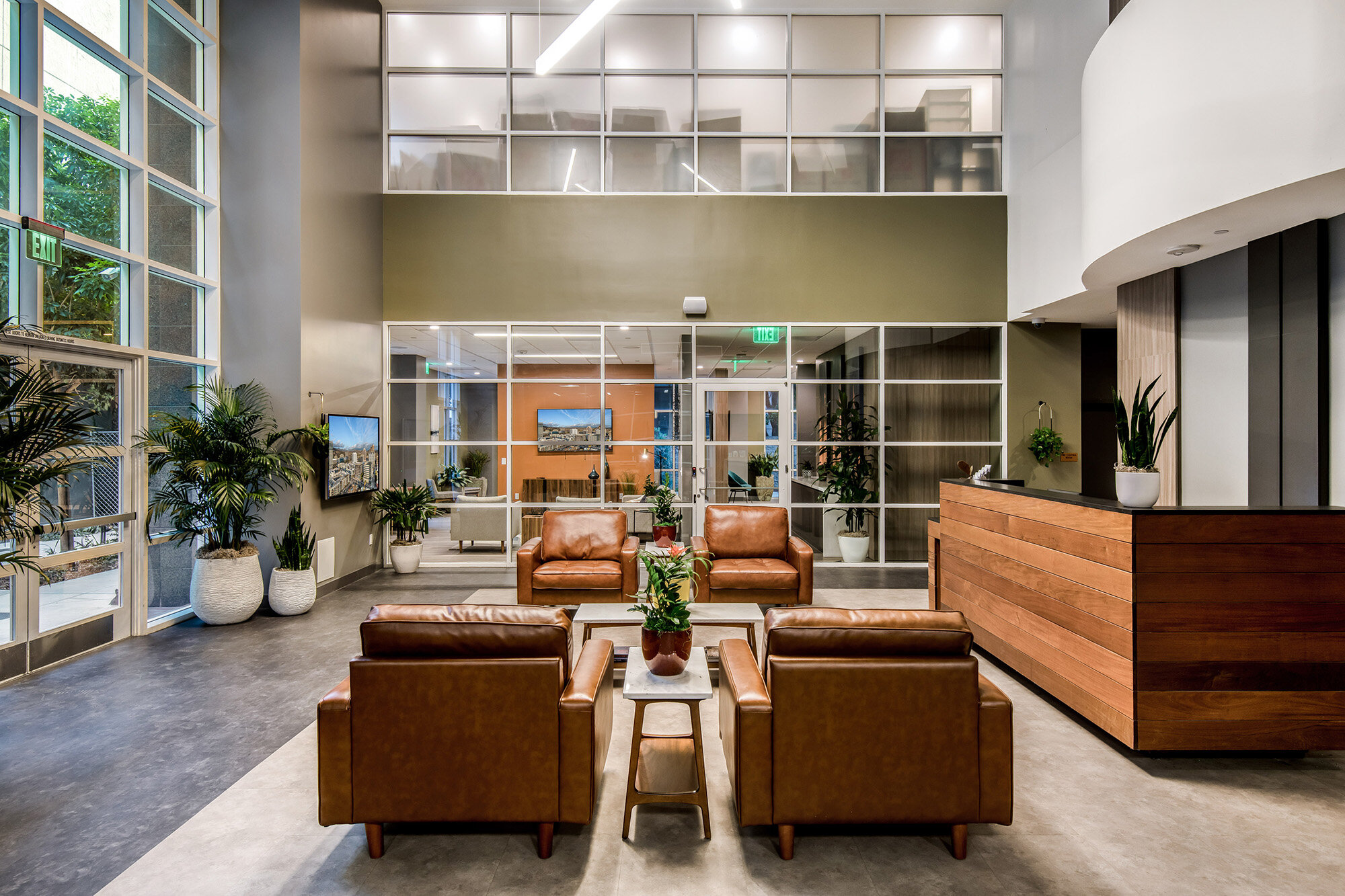 Thumb 44