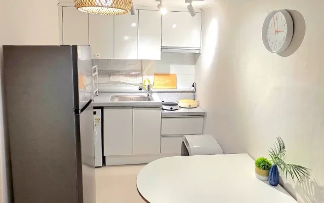 3min to Subway | Perfect for 3 | 2 Single Beds + Sofa - Seoul student accommodation - 1 Bedroom