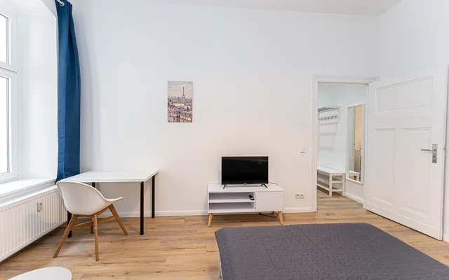Studio Apartment 1