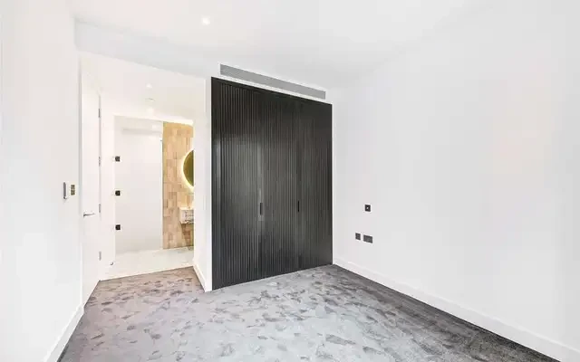 Embassy Gardens 3