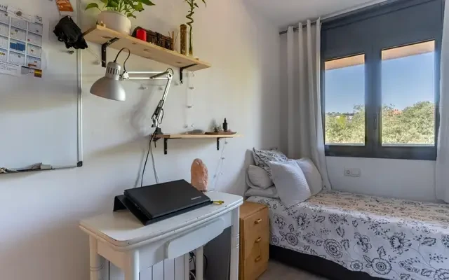 house near Carrer Margarida Xirgu 2