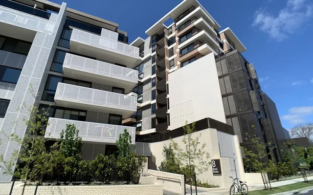 Entire Place·1B1B···Caulfield Village, 8 Bond st Caulfield North 1
