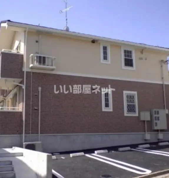 ビラ デリス 2階