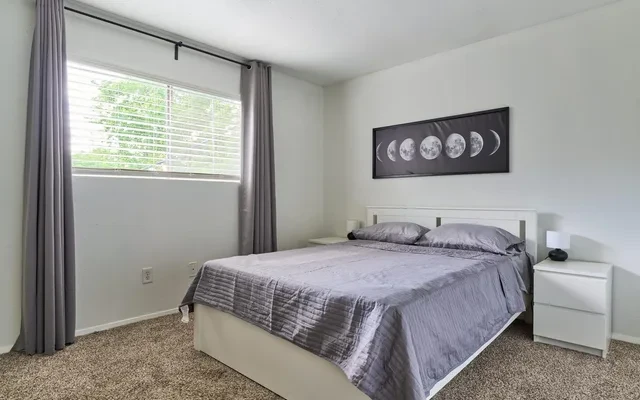 408 West 37th Street 4