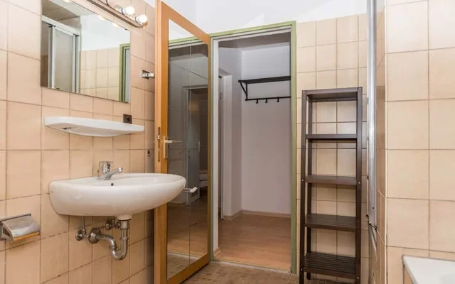 Reger Platz 2DE-02-033M 2