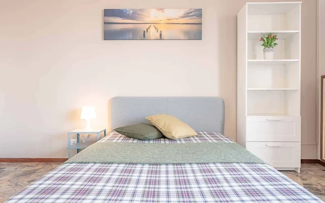VIA MELI 18 <br> SHARED ROOM D1 - Bed A 2