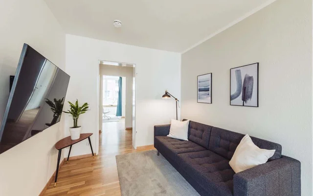 Perfect 3-room apartment at Torstr. with balcony, Berlin 1
