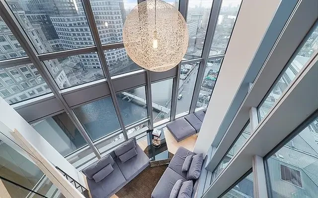 West India Quay, Hertsmere Road, London, E14 4EF 2
