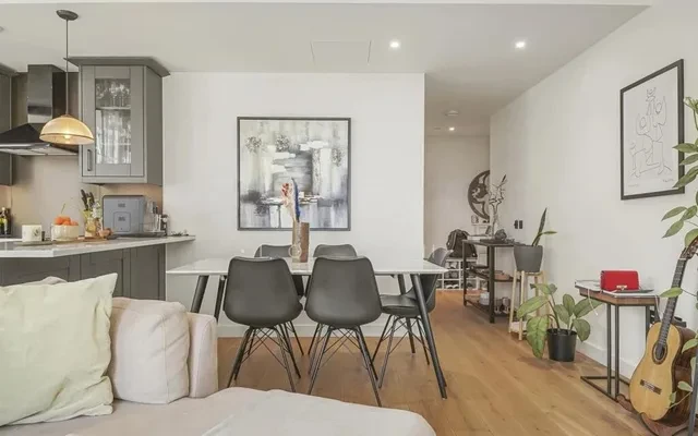 LH-Emery Way - London student accommodation
