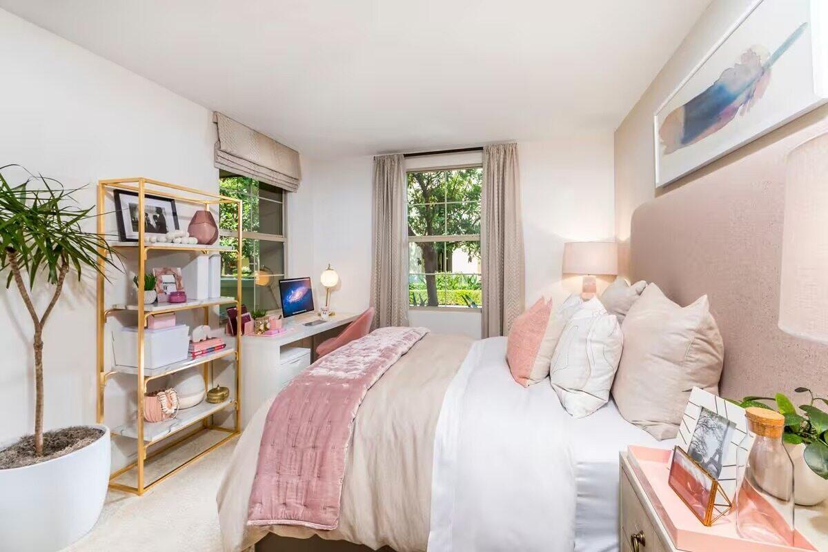 1 Bed / 1 Bath PLAN2