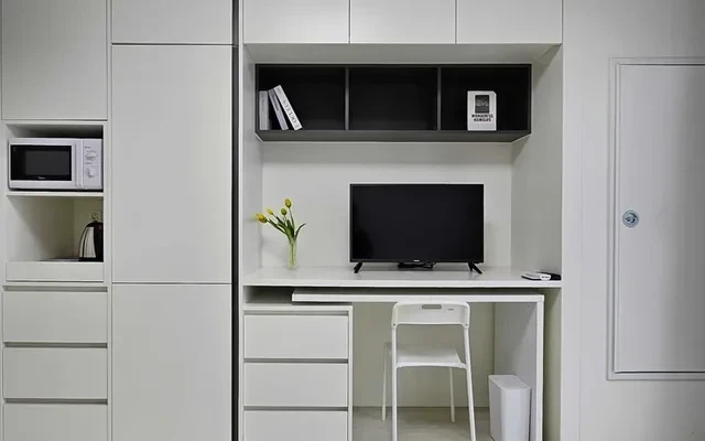 High View - Right Next to Gwangjang Market | 15min Walk to Dongguk Univ - Seoul student accommodation - Highview Studio
