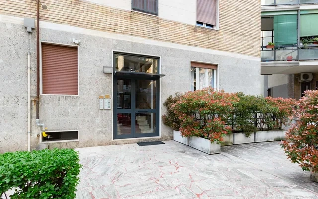 Apartment in Via Privata Carlo Antonio Carlone, Milano for 120 m² with 2 bedrooms 2