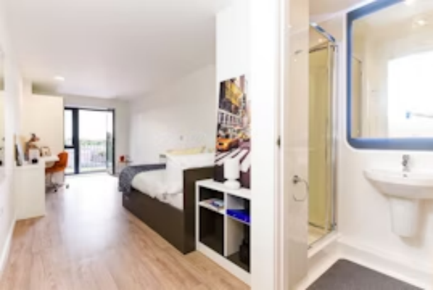 En-suite bronze - balcony