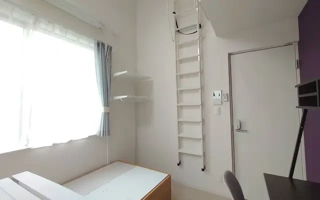 TOKYO β 都立家政8 4