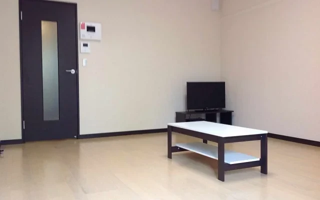 レオネクストメープルコート 204号室 1