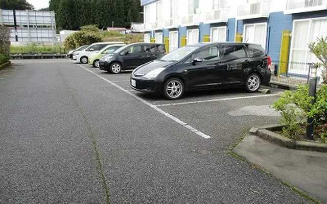レオパレスグリーングラス 4