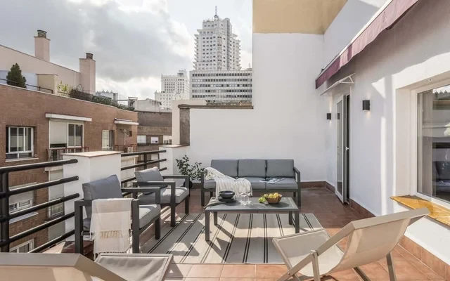 Trentola - 3 bedroom in Malasana 0