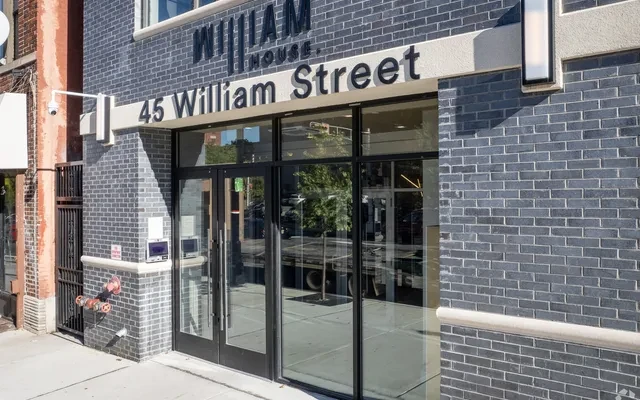 William House Apartments 1