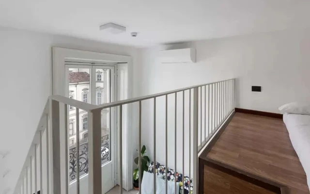 Monolocale su 2 livelli Milano-Corso Magenta! 1
