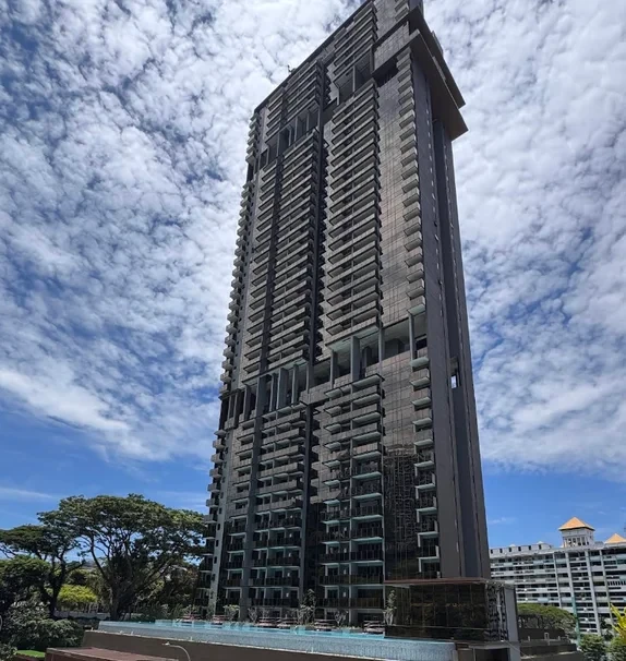 The Landmark Condominium - Allan