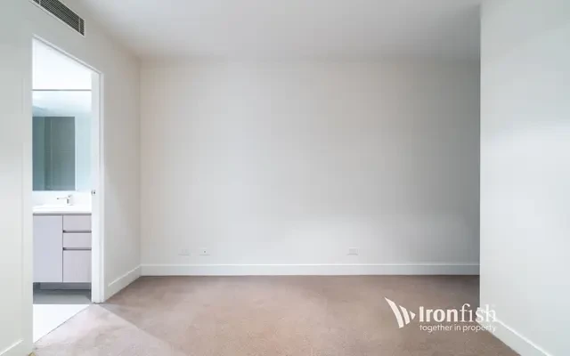 862 Glenferrie Road, Hawthorn 4