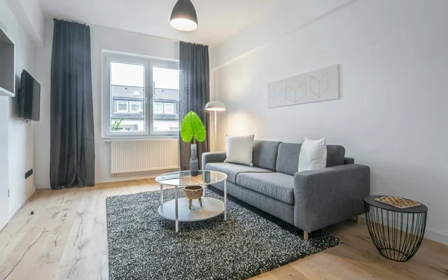 Sonnenstrasse 1
