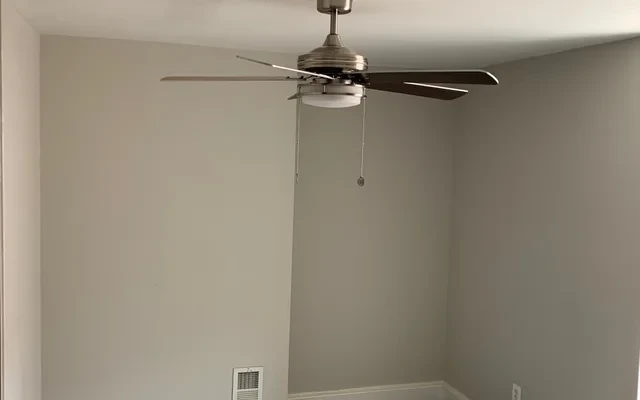 CA - 4043 Sansom Street 4