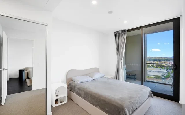 1 Corinna Street 4