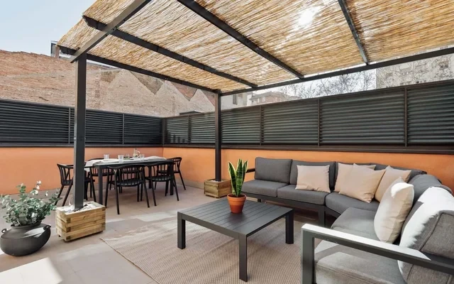 Montsia - 3 bedrooms and a terrace in Les Corts 1