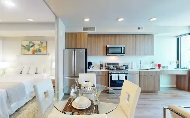Residences at Lake Merritt 3