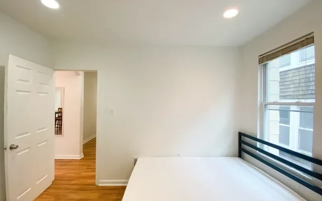 2353-2355 Tilbury Ave 3