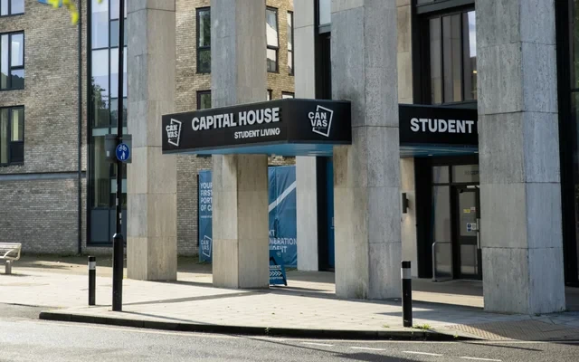 Canvas Capital House 4