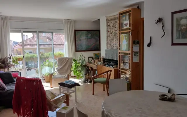 apartment near Calle de Lluís Companys 1