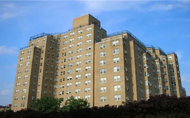 Montclair on the Park 4