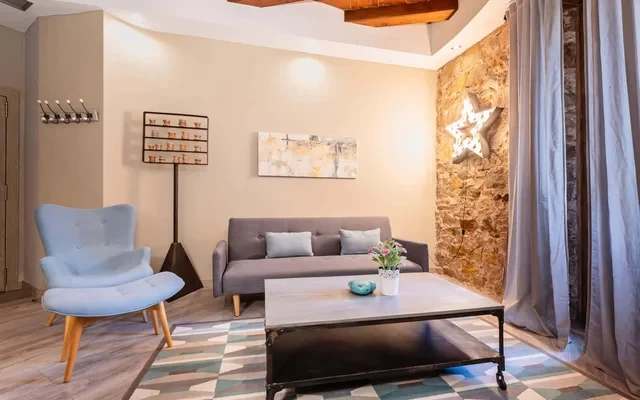 Midtown Miro 1