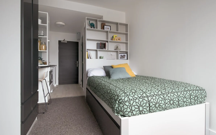 Bronze Studio - Single Occupancy